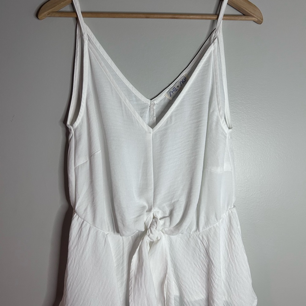 She + Sky Women’s Tie Front Cami Tank Top Peplum Float V-Neck Size L